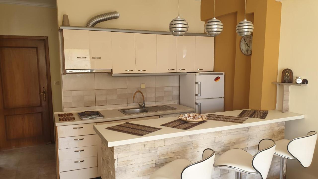 Gouris Appartements Nea Kallikrateia Exteriér fotografie